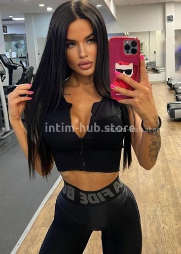 Нелли, Г. Ковров